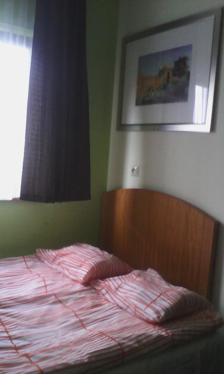 Green Energy Rooms Krasków Oda fotoğraf