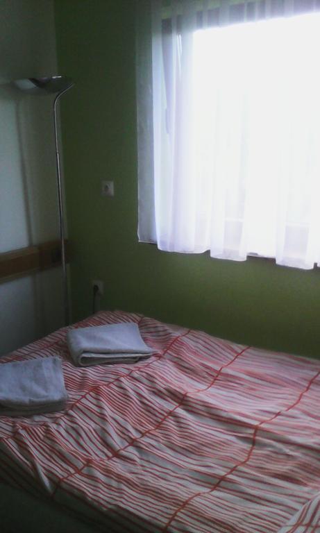 Green Energy Rooms Krasków Oda fotoğraf